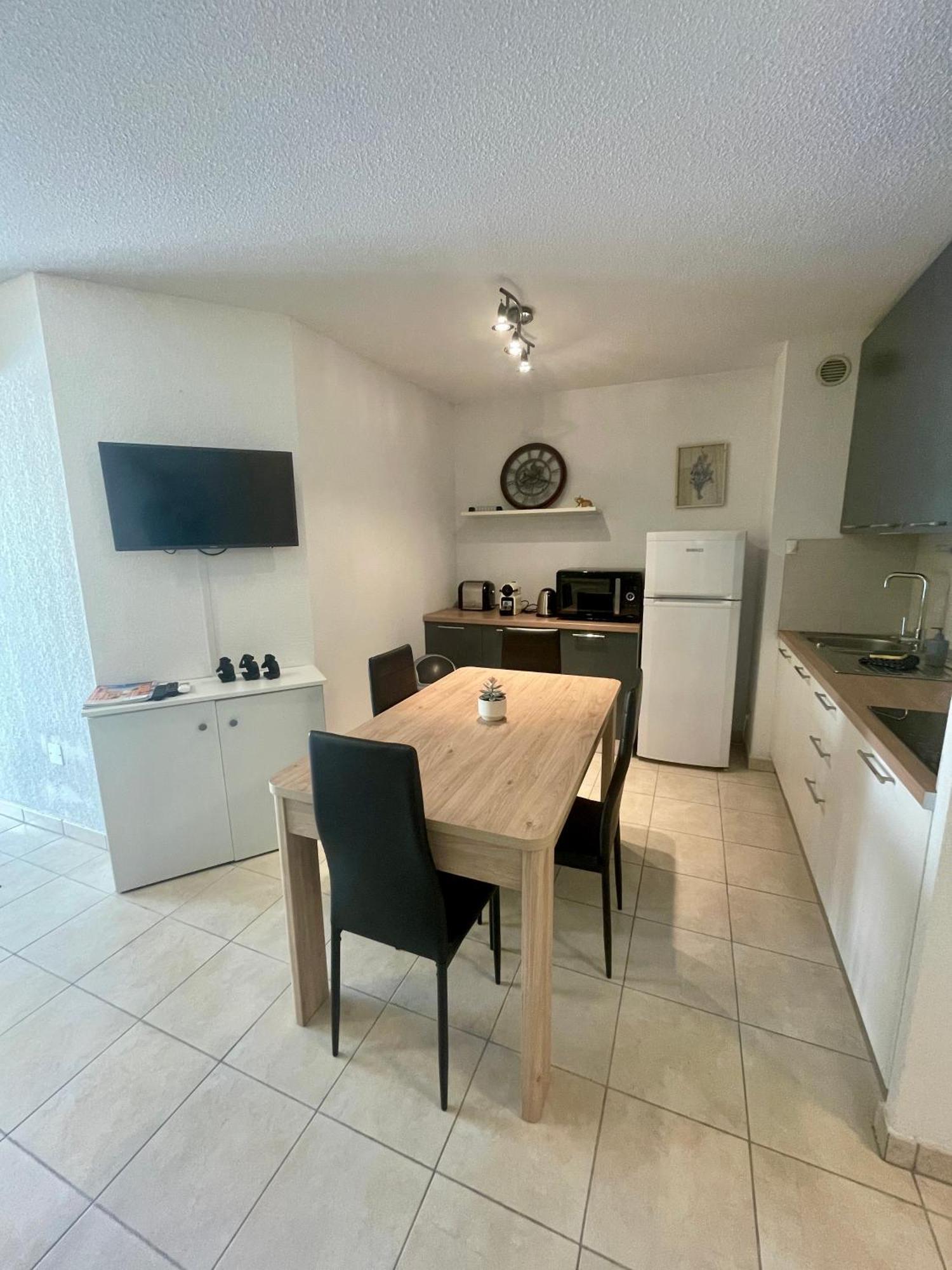 Royal Plazza, Beau T2 Centre Ville, Parking * Menton